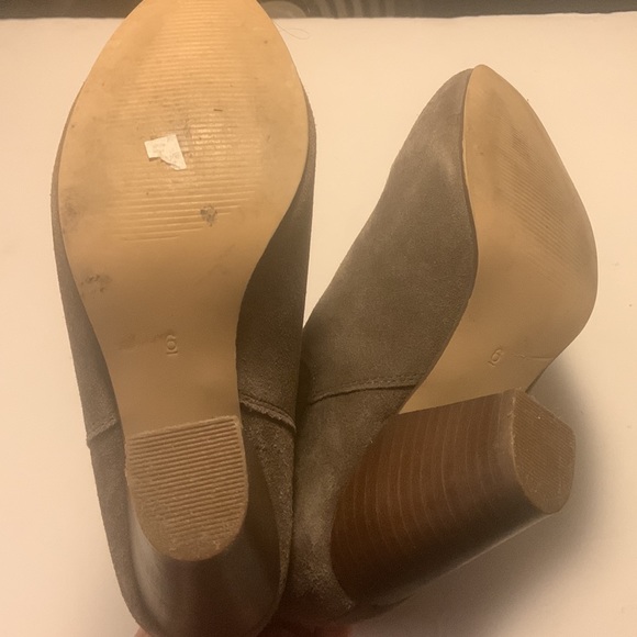 Franco Fortini Leigh Tan Suede Heeled Slouch Boots Size 6Tall Slouch Boots - Picture 3 of 5